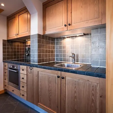 Chalet Le Dahu - 8-kamer + Sauna & Bar 14 Personen Landry